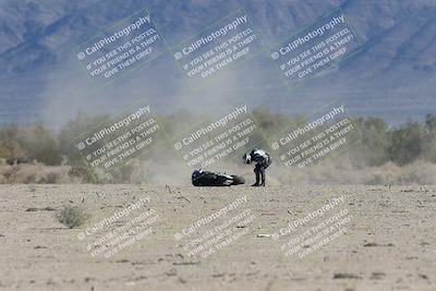 media/Dec-07-2025-CVMA (Sun) [[3e7d2de5dc]]/Race 4-Supersport Middleweight/